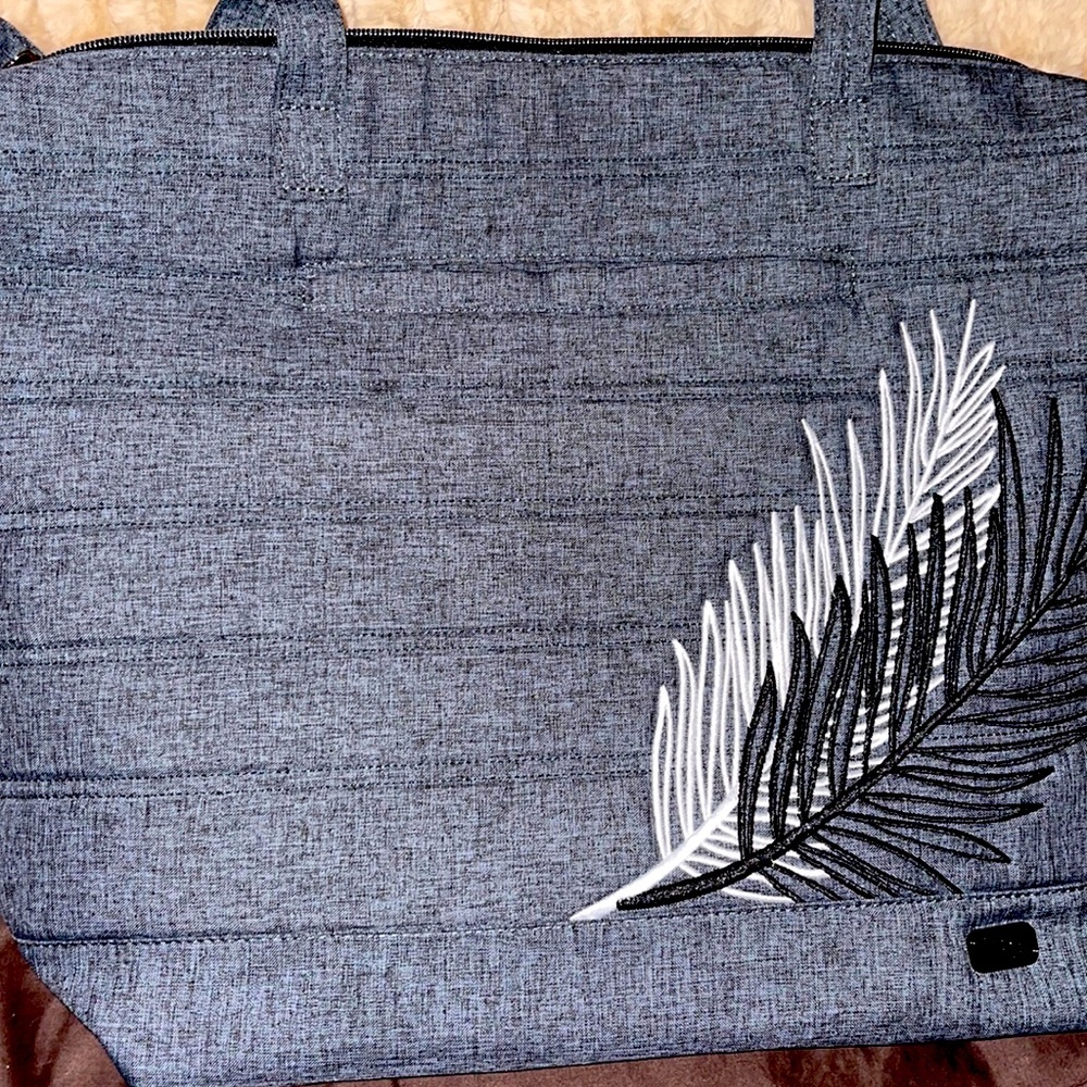 Lug APOLLO **HARD TO FIND** in Heather Feather.